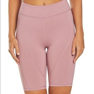 Never been worn: Free people movement biker shorts